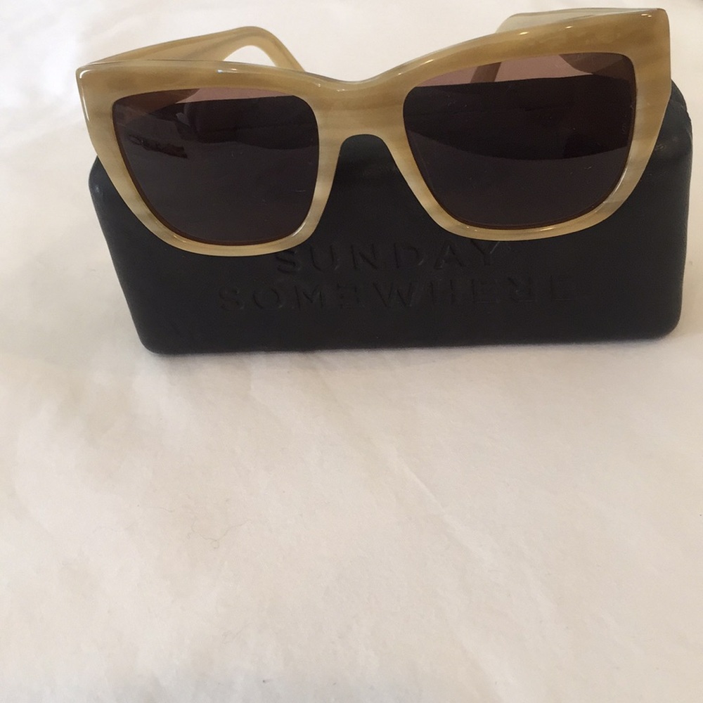 Sunday Somewhere Sunglasses